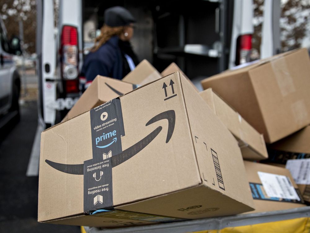 NextImg:Amazon denies tariff label plans after White House criticism