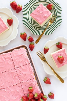 recipes Vanilla sheet cake with strawberry buttercream frosting recipe