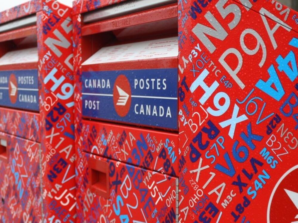 NextImg:Canada Post back to bargaining after union says delays caused by unrest at Air Canada