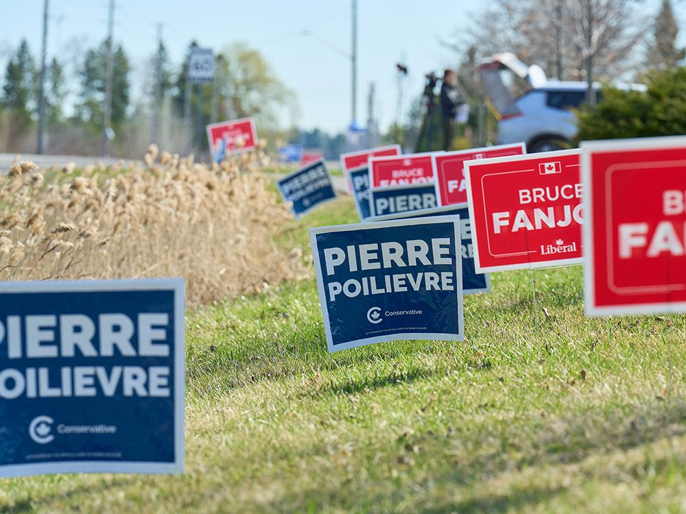 NextImg:Despite a polarizing election, Canadians don’t want a two-party system, poll suggests