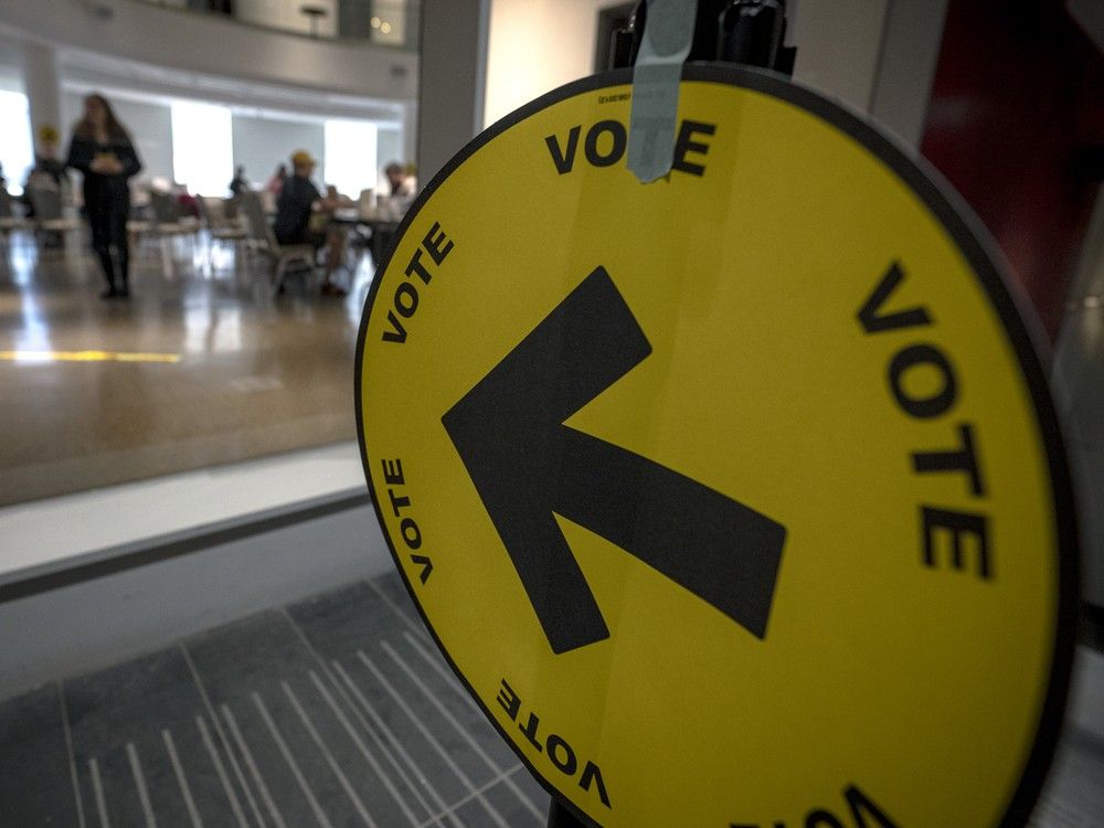 NextImg:22 election candidates were provided private security by the federal government