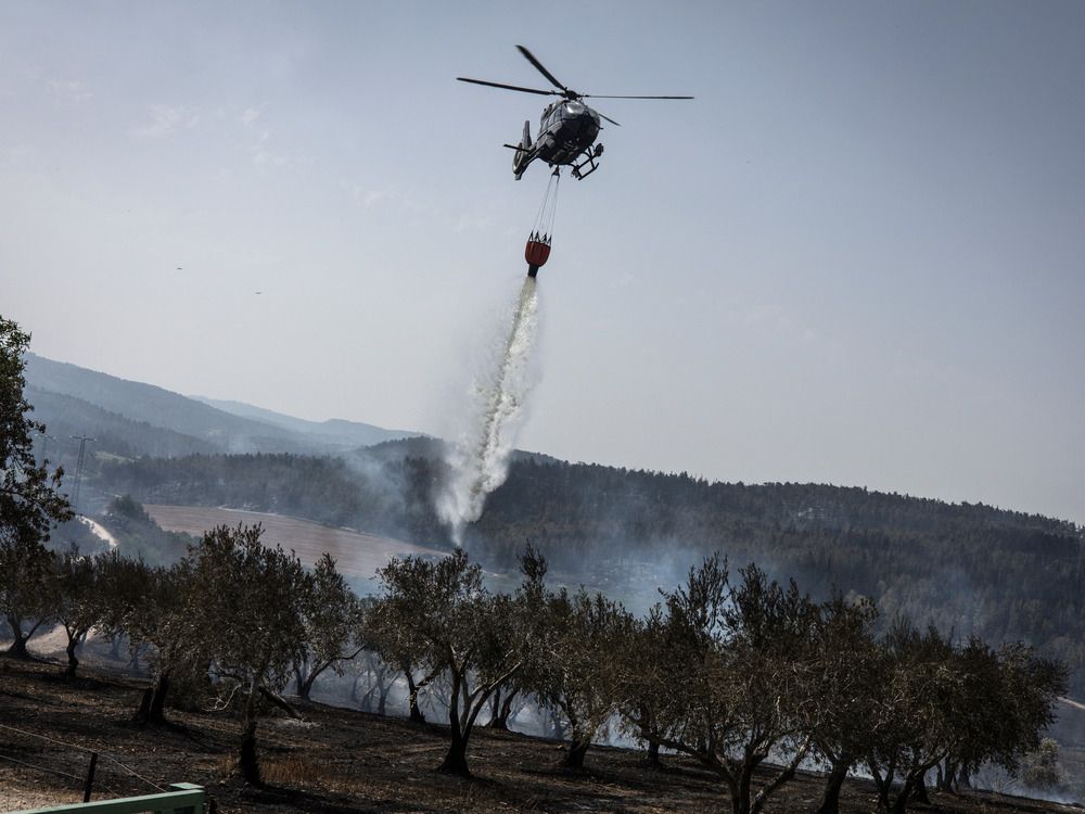 NextImg:Israeli Air Force uses big guns to contain Jerusalem-area fire