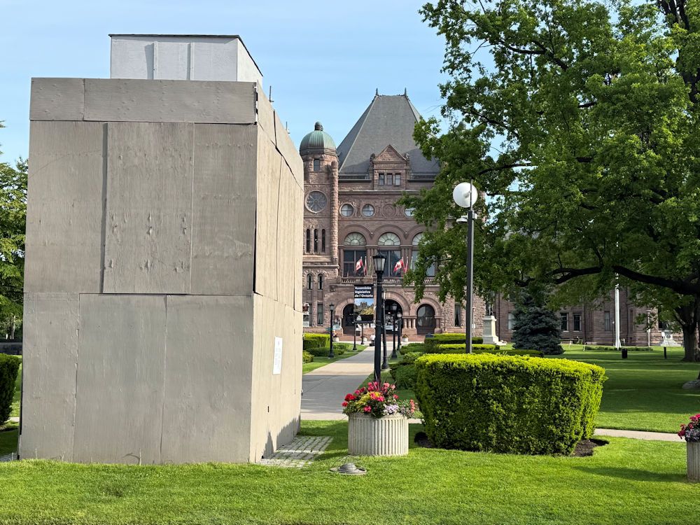NextImg:FIRST READING: Restored John A. Macdonald statue could be beginning of the end for history purge