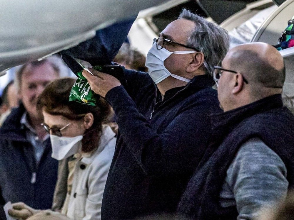 NextImg:Flying into Turkey? Wait your turn to stand up on the plane or face a fine