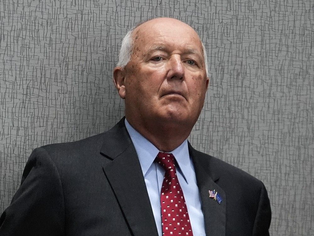  U.S. Ambassador to Canada Pete Hoekstra.
