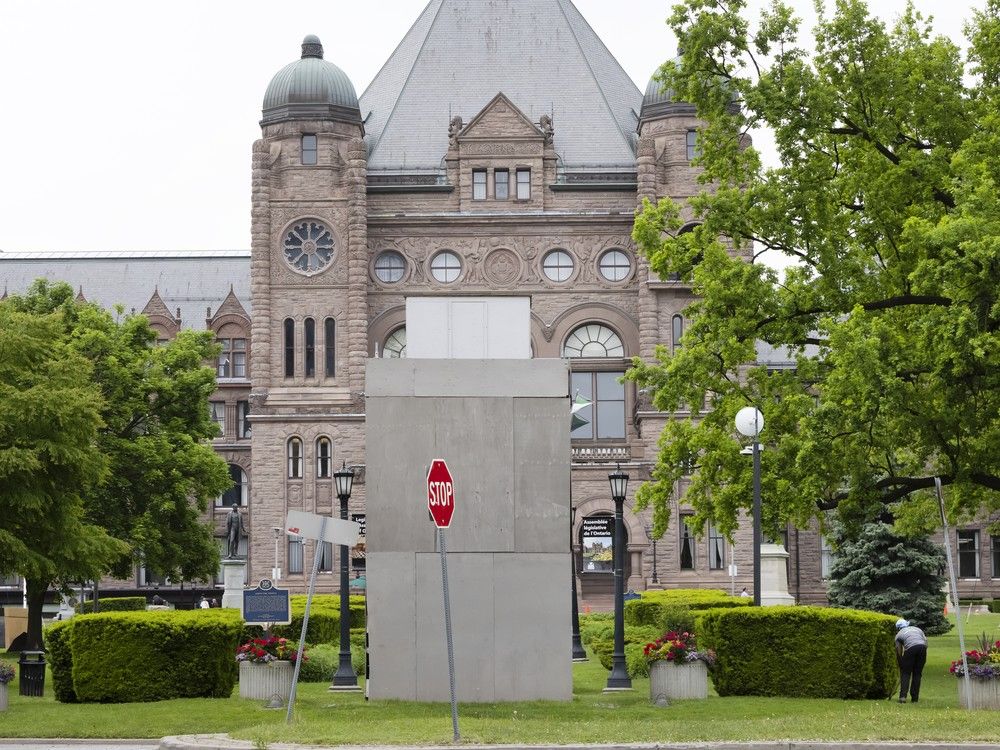 NextImg:Chris Selley: Is Sir John A. Macdonald being set up for a fall?