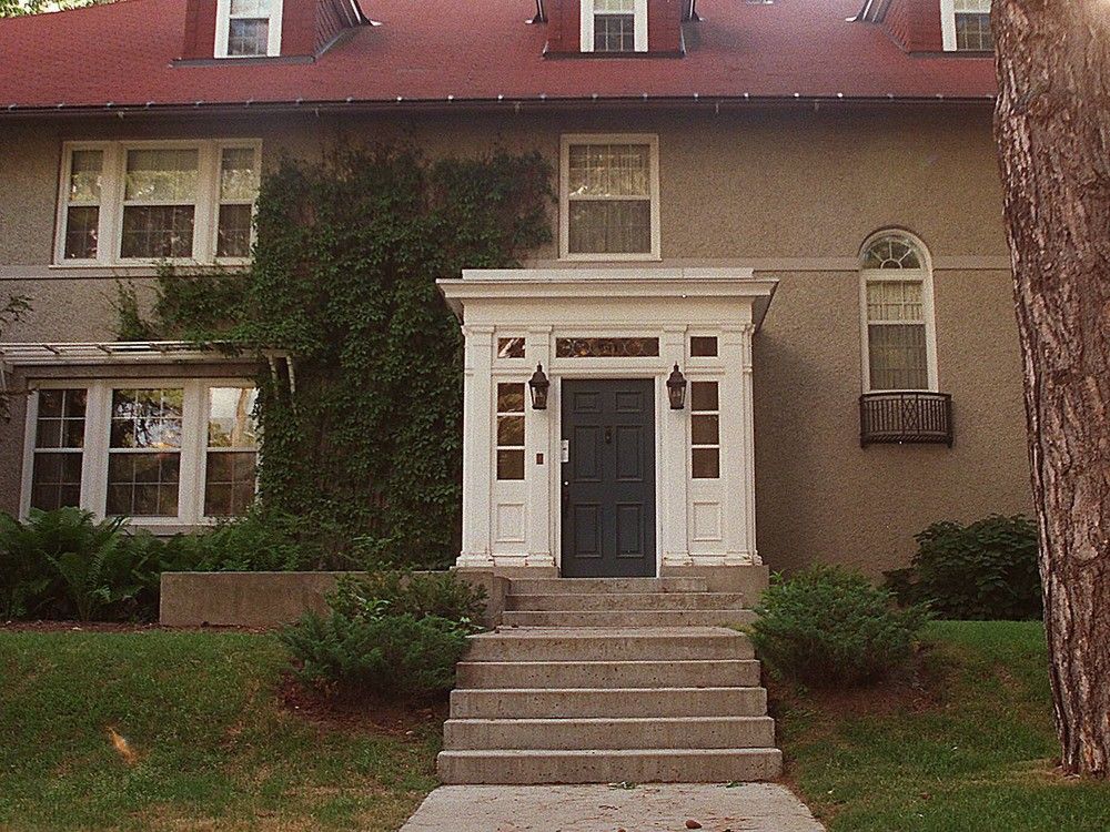  Photo of Stornoway, the historical residence of the federal leader of the opposition.