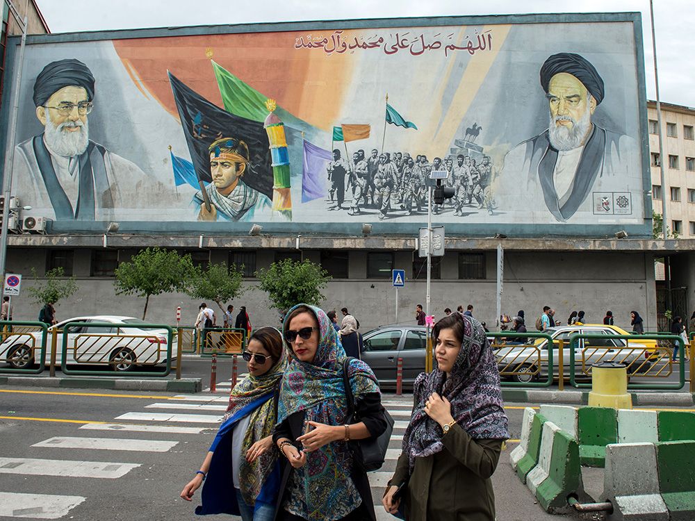  A mural depicts Ayatollah Ali Khamenei, Iran’s supreme leader, left, and Ruhollah Khomeini, founder of the Islamic republic of Iran, in Tehran.