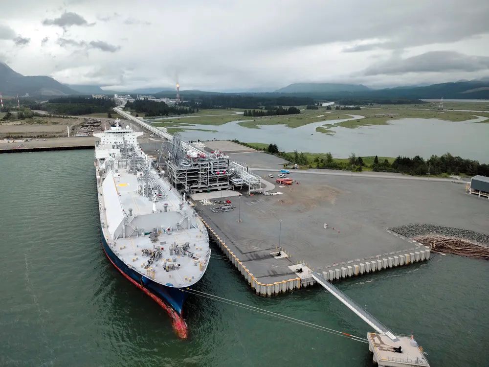  The LNG tanker GasLog Glasgow arrives at LNG Canada’s shipping terminal in Kitimat, B.C., to begin loading the first every export cargo of super-cooled liquefied natural gas for delivery to Asia, June 28, 2025.