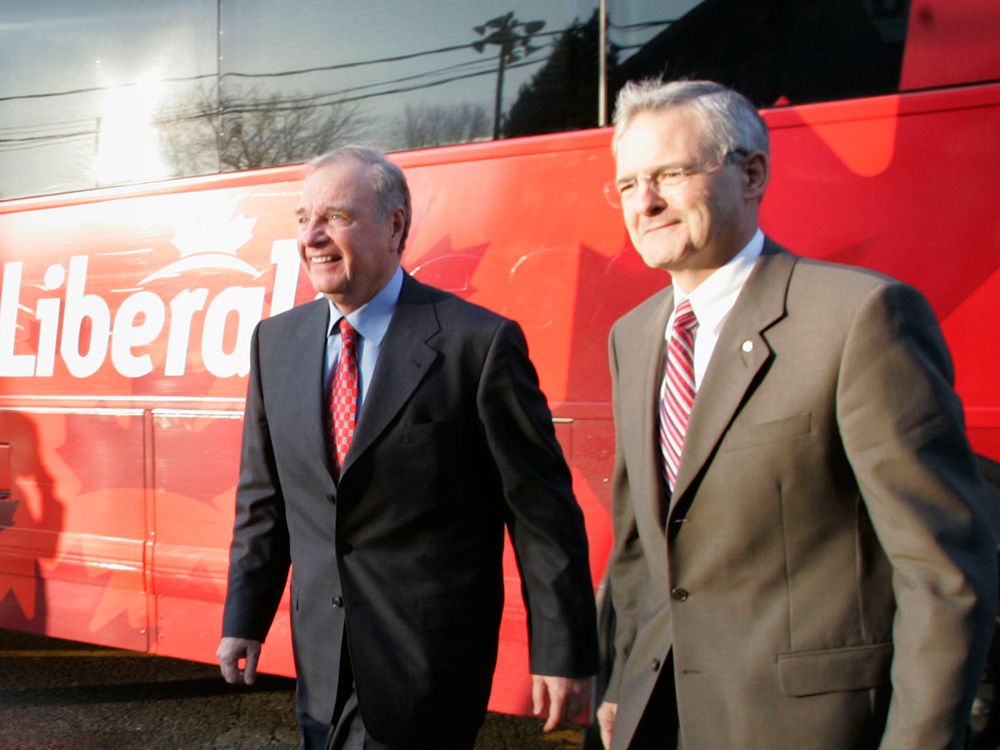 Liberal Leader Paul Martin, left, arrives for a campaign stop with former astronaut Marc Garneau, the Liberals’ new candidate in Vaudreuil-Soulanges riding, Nov. 30, 2005. Liberal Leader Paul Martin, left, arrives for a campaign stop with former astronaut Marc Garneau, the Liberals’ new candidate in Vaudreuil-Soulanges riding, Nov. 30, 2005.
