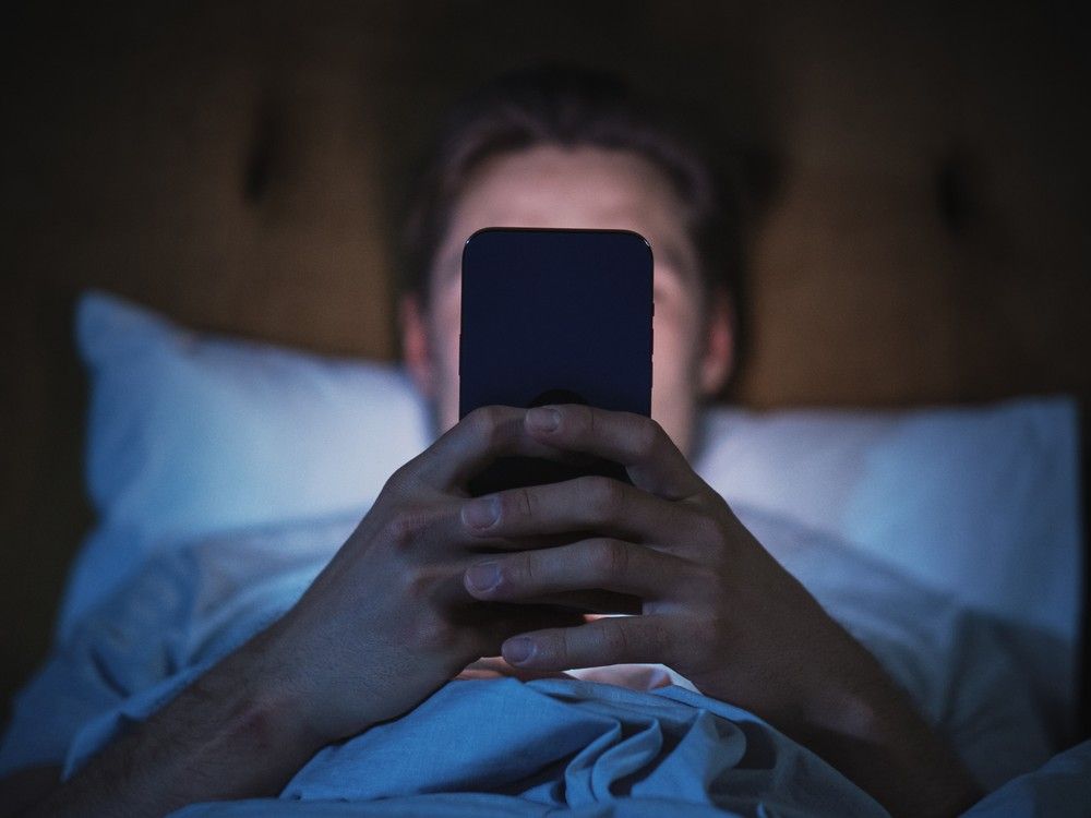 NextImg:'They can't stop themselves': How compulsive smartphone use is like an addiction