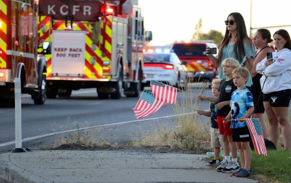 NextImg:Gunman started Idaho blaze and then fatally shot 2 firefighters in ambush attack: officials