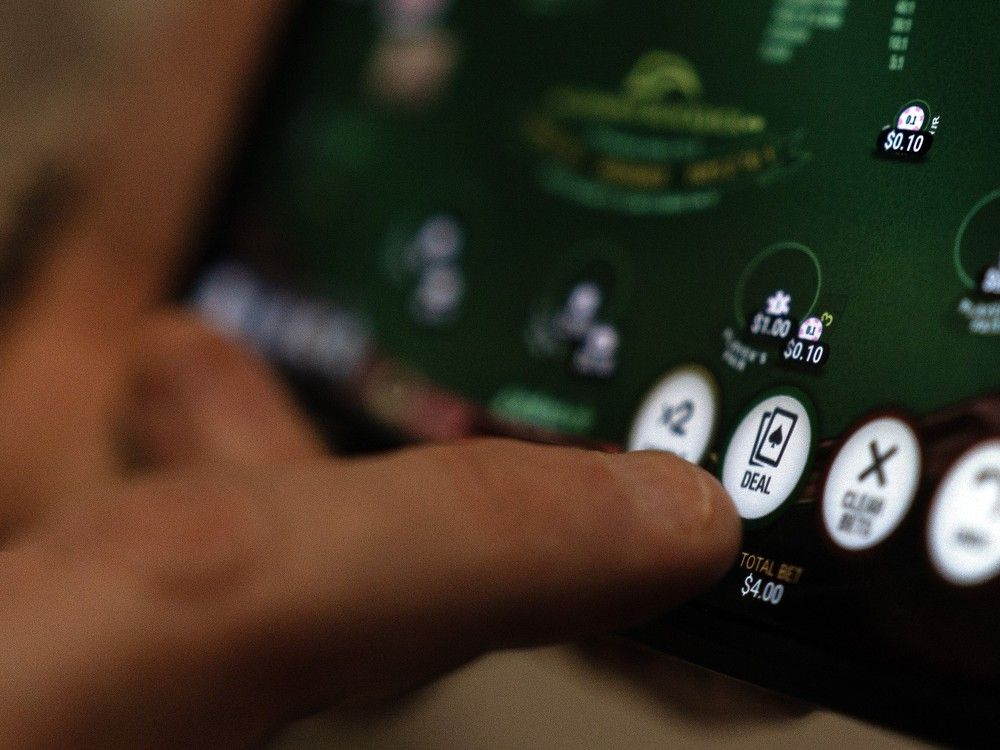 NextImg:Toronto casino faces a $350K fine after a performer hosted an impromptu after-hours party on gaming floor