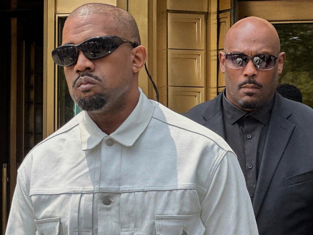 NextImg:Kanye West briefly shows up to support Sean 'Diddy' Combs at trial