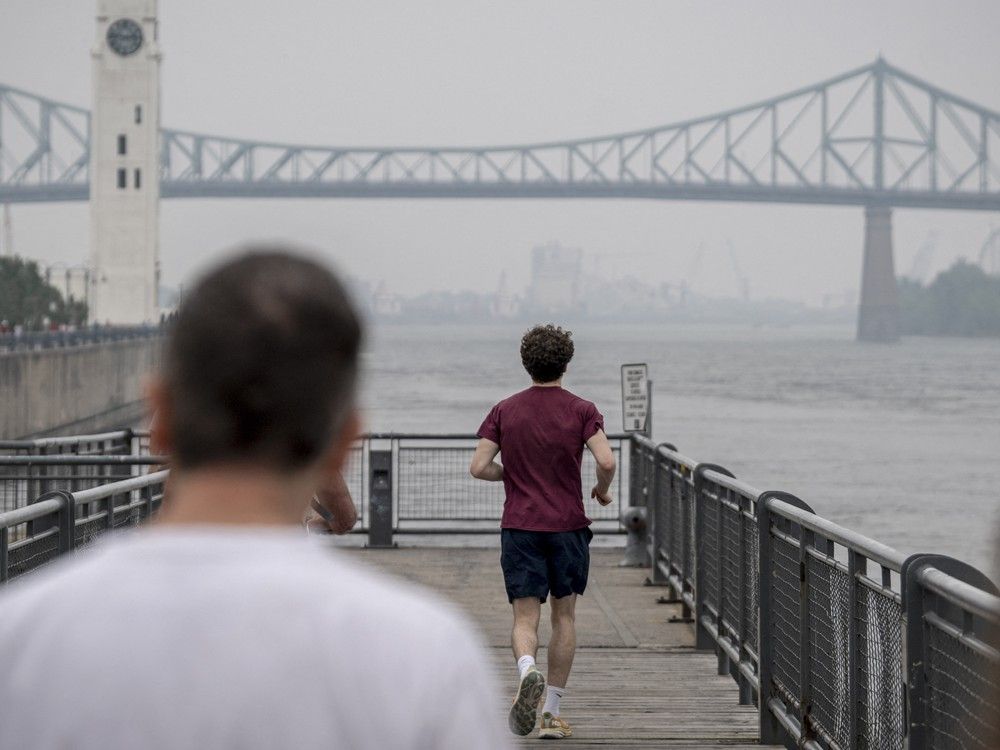 NextImg:Chris Selley: Let your kids outside, for God's sake, even if it's a bit smoky