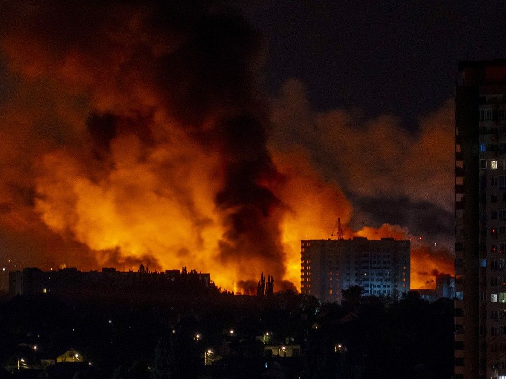 NextImg:Russia hammers Kyiv in largest missile and drone barrage since war in Ukraine began