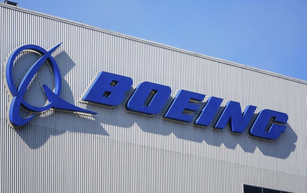 NextImg:Air India says no issues in locking mechanism of fuel control switches in Boeing fleet
