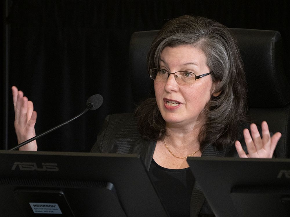 NextImg:Ottawa's top HR official aims to reduce excess senior executives in public service: memo