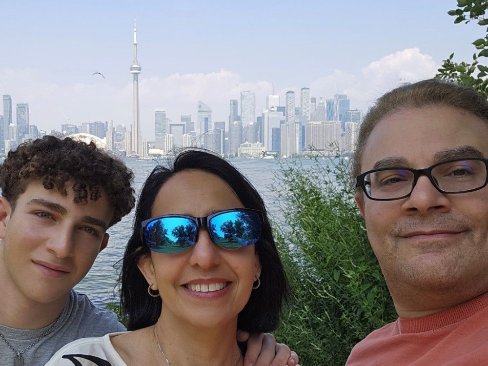 NextImg:Tourist visiting Canada stuck in CN Tower elevator for 40 mins: 'What if it falls?'