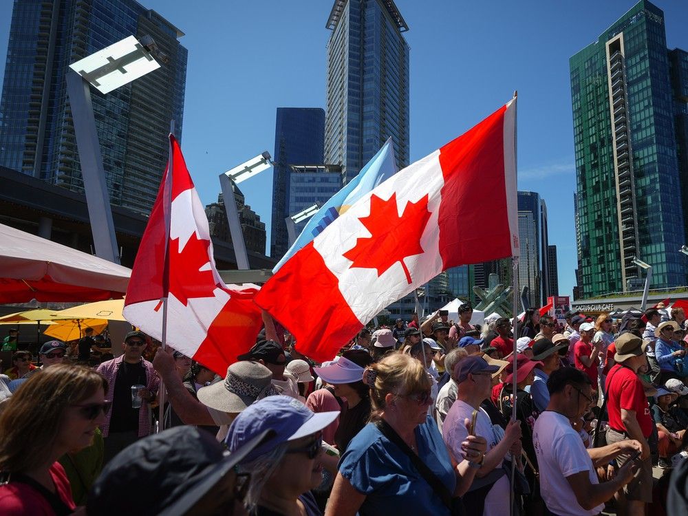 NextImg:Nearly 40,000 Canadians took a survey. Here's where the happiest people live