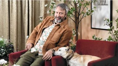 NextImg:Tom Green trades shock comedy for life on the farm