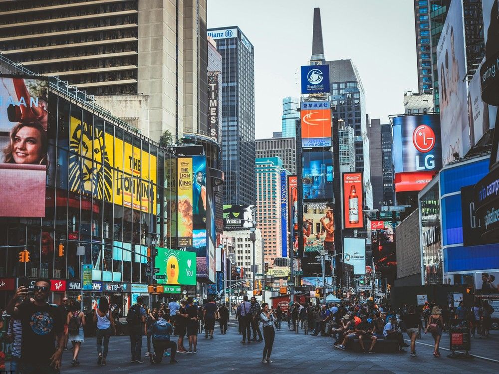 NextImg:A shooting in New York City’s Times Square wounds 3 people, police say