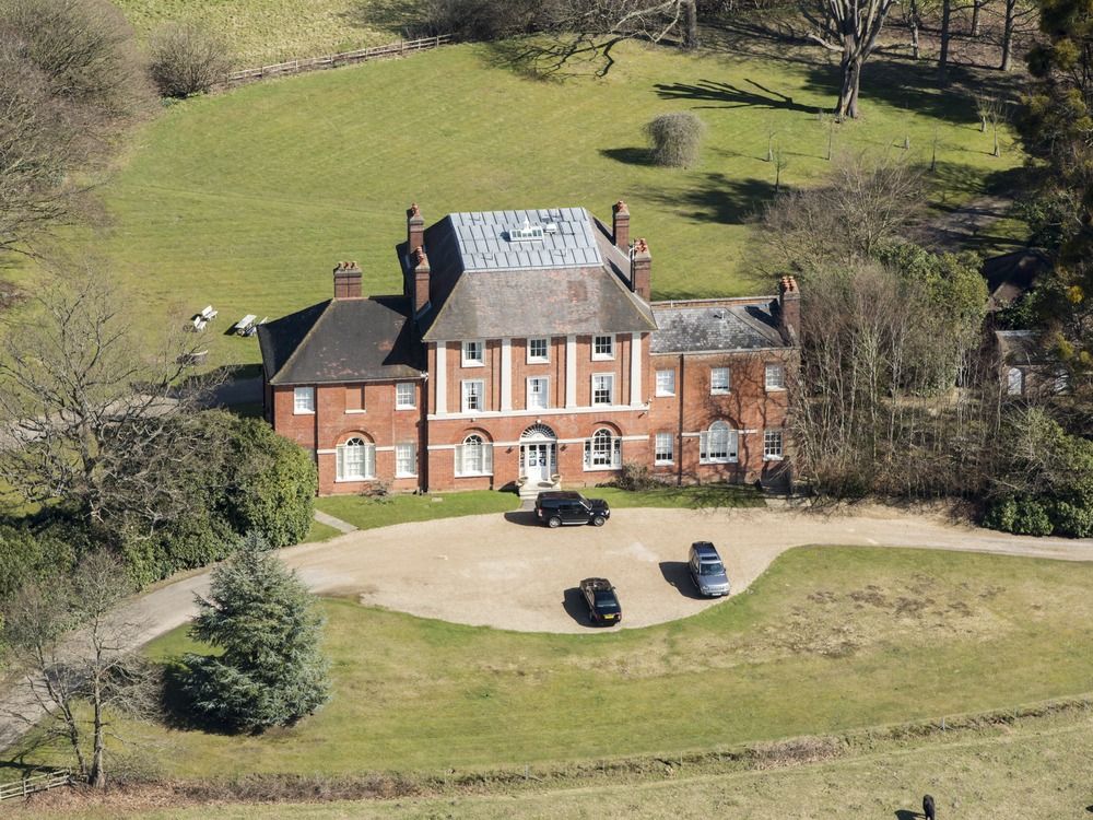 NextImg:Prince William's new home sows doubt over Buckingham Palace's future
