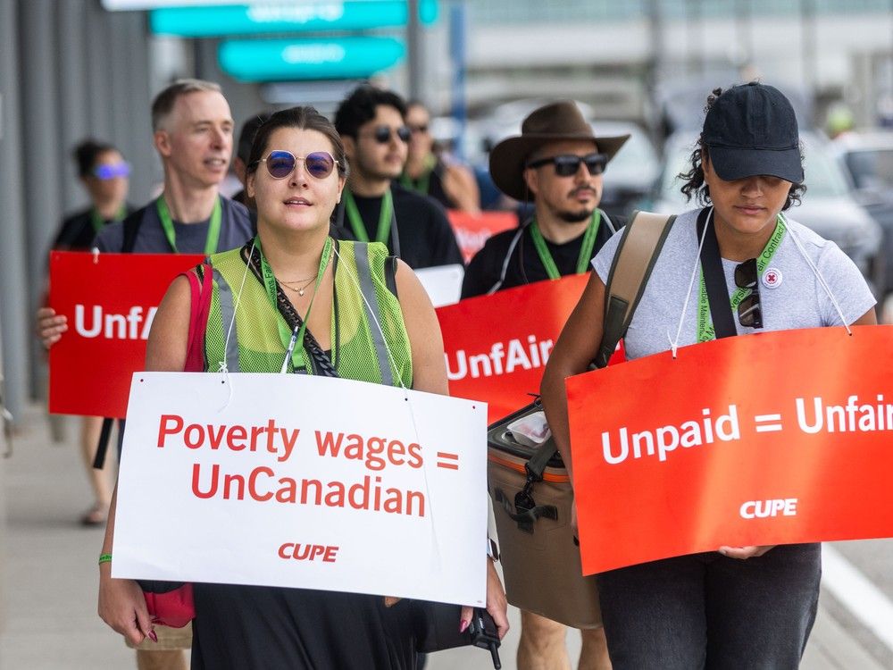 NextImg:John Ivison: In the flight attendant strike, Carney has options