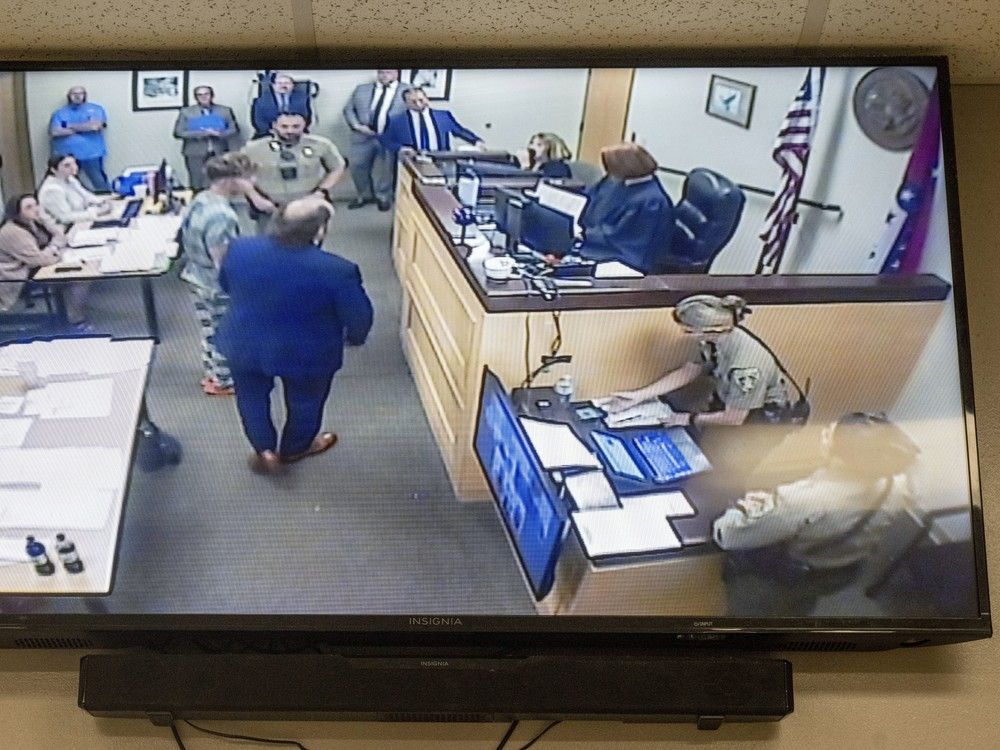 NextImg:Teacher charged with killing a couple hiking with their kids in Arkansas park
