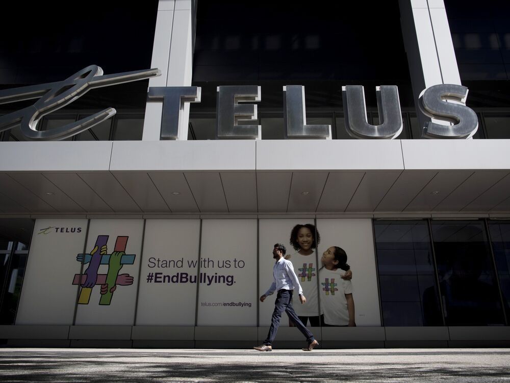 NextImg:Telus strikes back at Cogeco and defends Joly’s decision to uphold CRTC's wholesale internet rules
