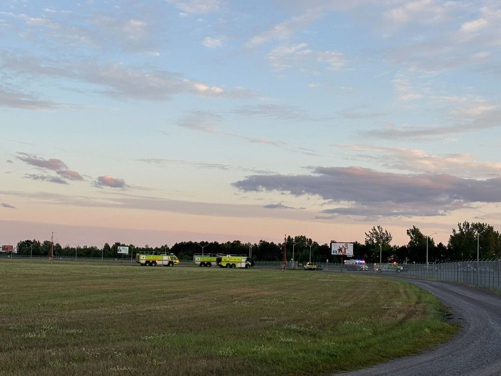 NextImg:Pilot dead, two passengers injured after small plane crash near Ottawa airport