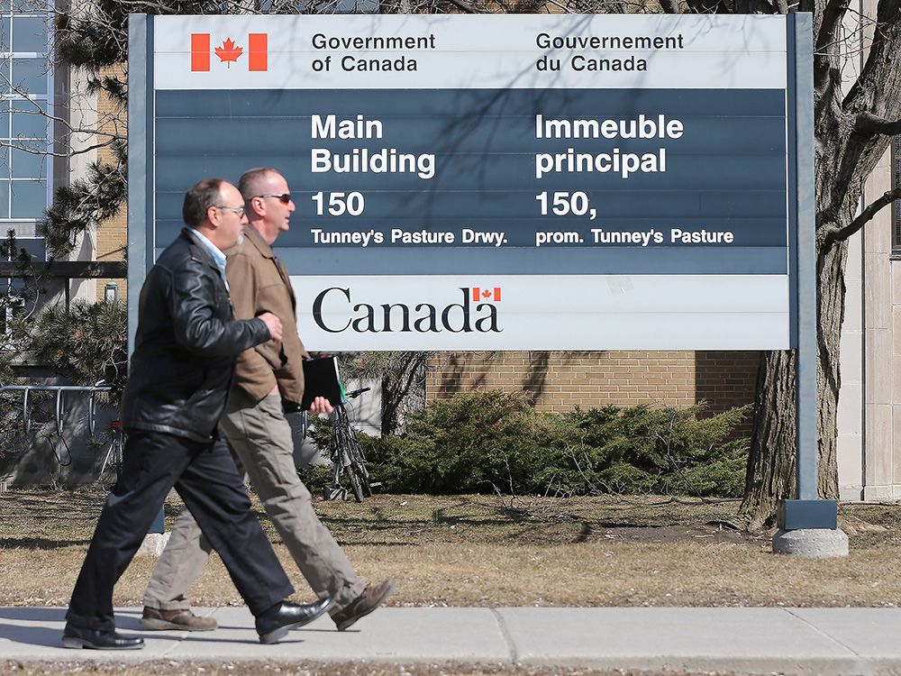 NextImg:Majority of Canadians are in favour of federal public service cuts: poll