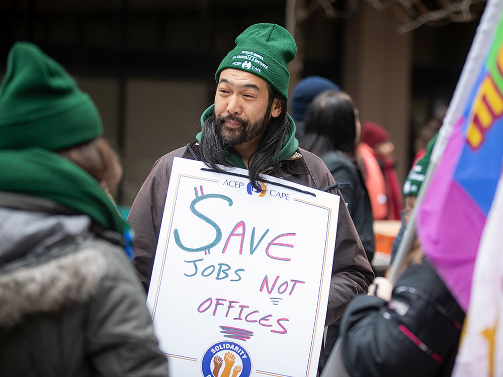 NextImg:Chris Selley: What did we get for 100,000 new federal civil servants?