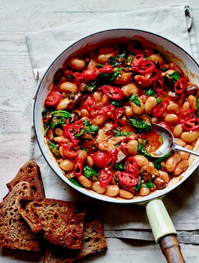 Spicy gochujang beans