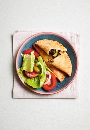 Spinach-filled pastries