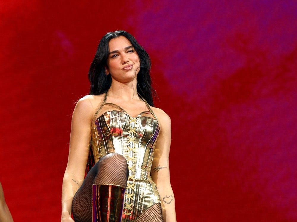 NextImg:Dua Lipa denies firing agent over pro-Israel views