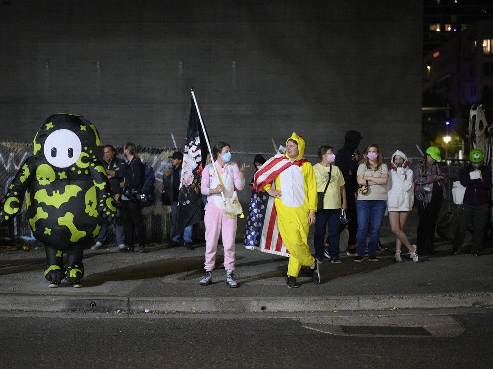 NextImg:Trump deploying military to 'war ravaged' Portland to address ICE facility protests