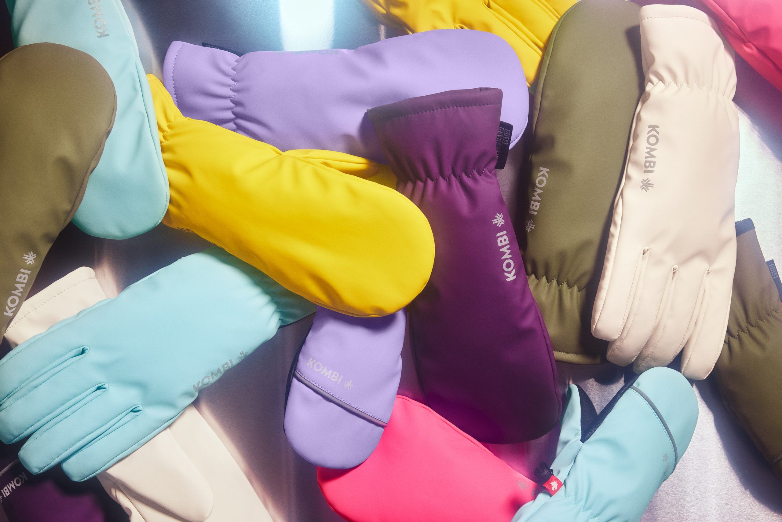 NextImg:Get your paws on these mitts before the cold weather hits