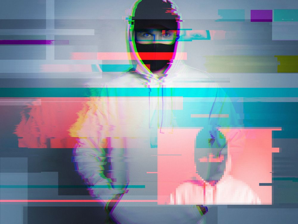 NextImg:Richard Robertson: Ottawa must start taking online youth radicalization seriously