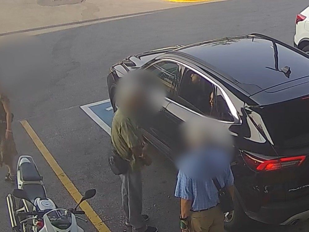 NextImg:What is distraction theft? Toronto police warn that it's on the rise