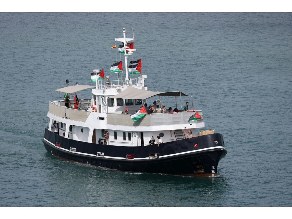 NextImg:Fierce winds force Greta Thunberg's Gaza aid flotilla back to Barcelona