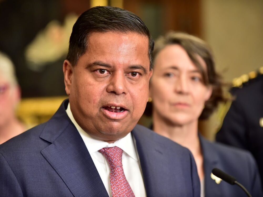 Minister defends position on gun 'buy-back' program, as Liberals announce pilot for gun owners