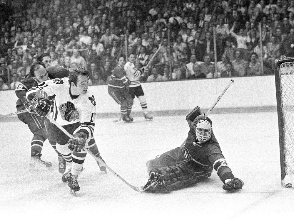 NextImg:Hall of Fame goaltender Ken Dryden dies of cancer at age 78