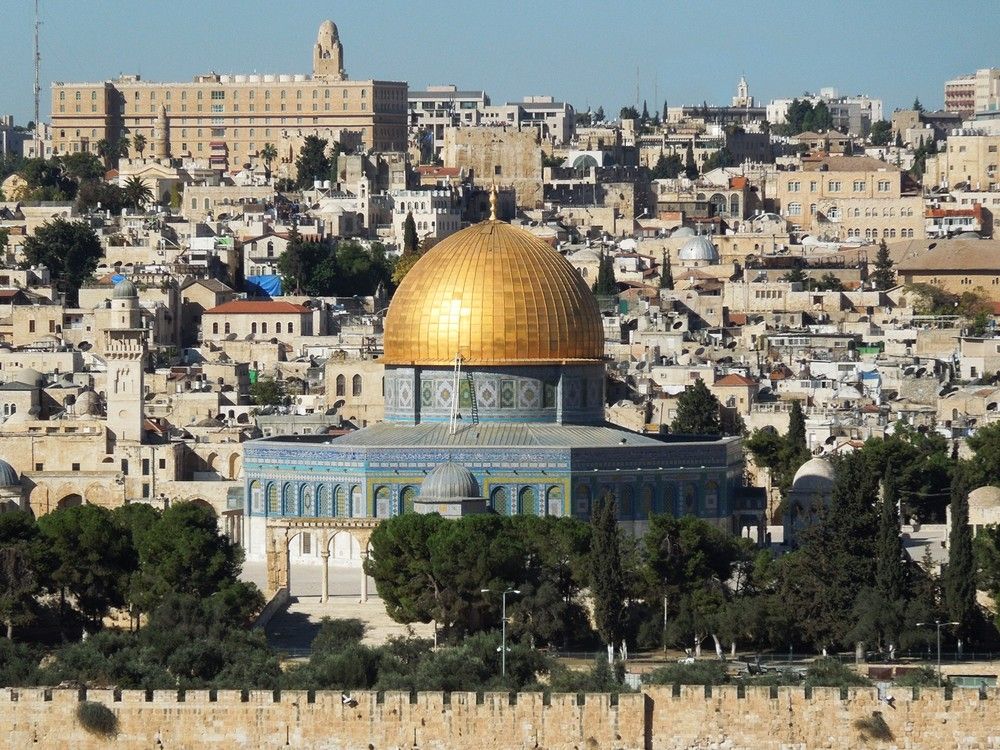  Jerusalem’s Dome of the Rock.
