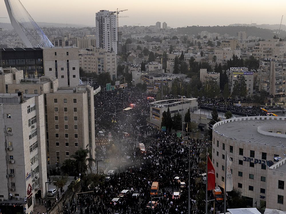 Hundreds of thousands of Orthodox Jews shut down Jerusalem in mass protest against IDF enlistment