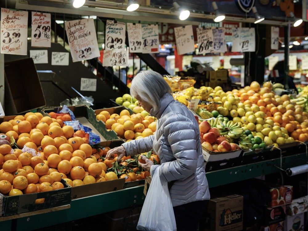 NextImg:Canadians paid 3.5% more for groceries in August. What's driving up prices?