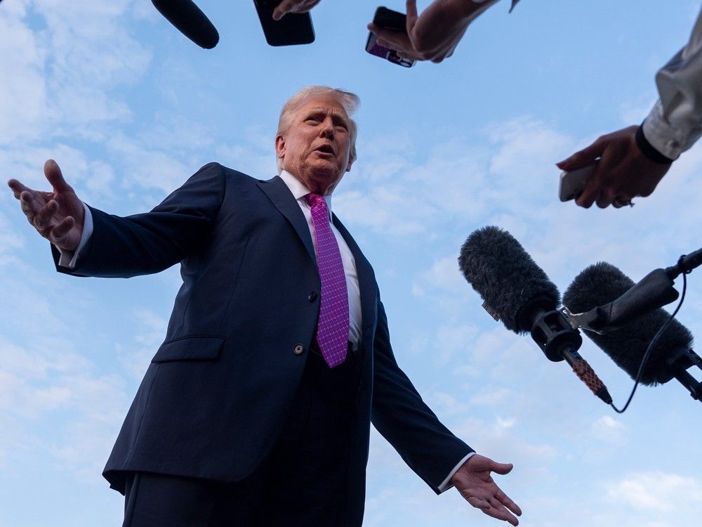 NextImg:Trump urging Israel and Hamas to reach a settlement during talks in Egypt this week