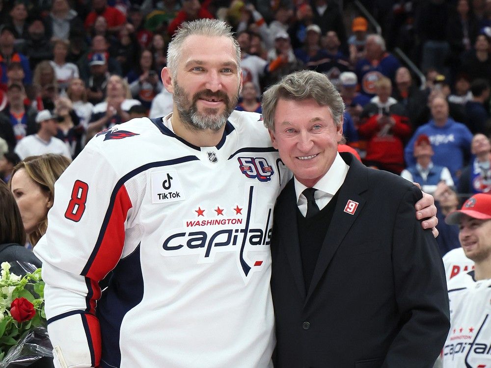 Why Wayne Gretzky might buy Alex Ovechkin a car after he scored 900 goals
