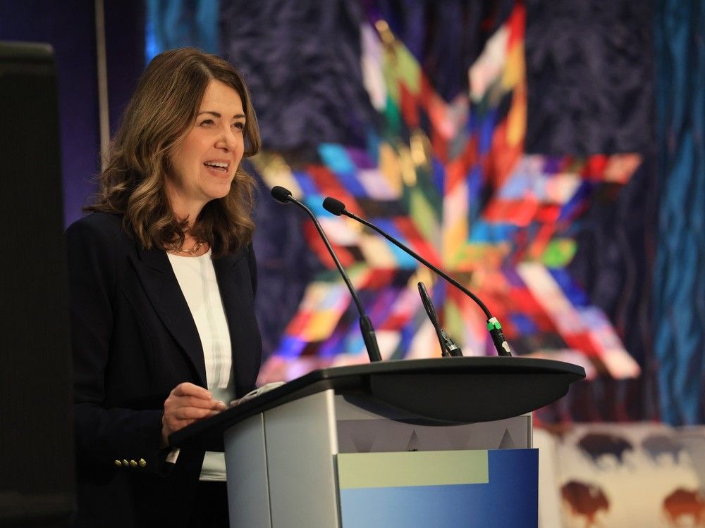 Smith says future of industrial carbon tax should be at level 'industry can afford'