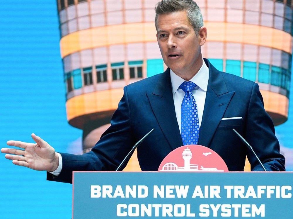 U.S. Transportation Secretary telling flyers to 'dress a little better' is 'wishful thinking', Canadian expert says